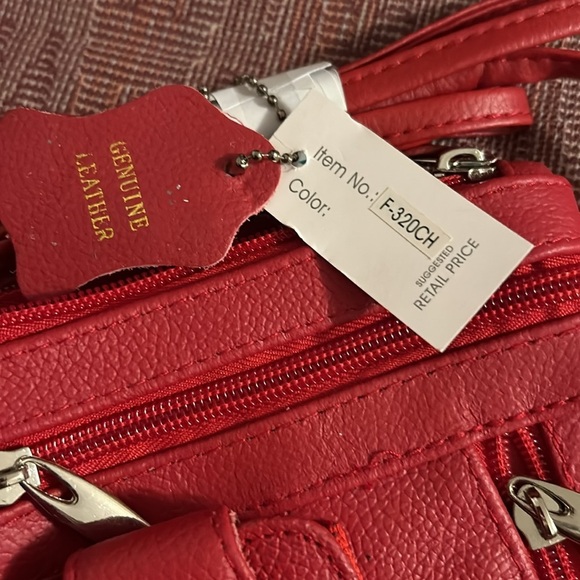 Small red leather crossbody purse. NWTs Great for a night of dancing. - Picture 4 of 4